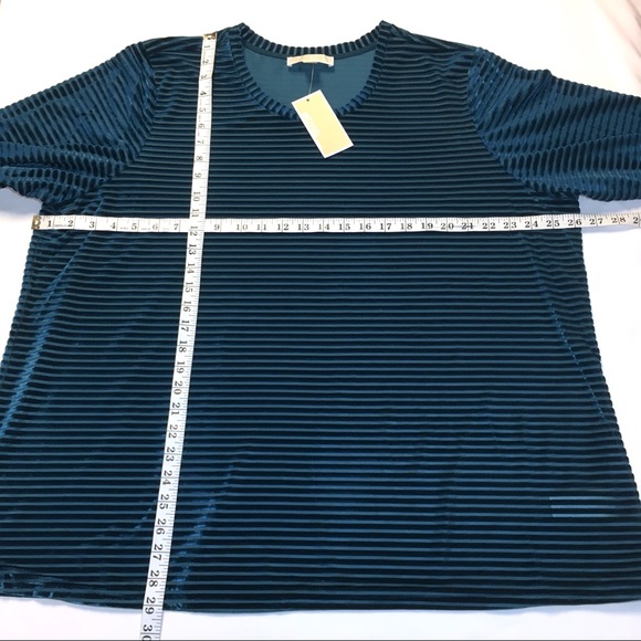 MICHAEL KORS Plus Velvet Stripe Flutter Sleeve 3X - Picture 5 of 8